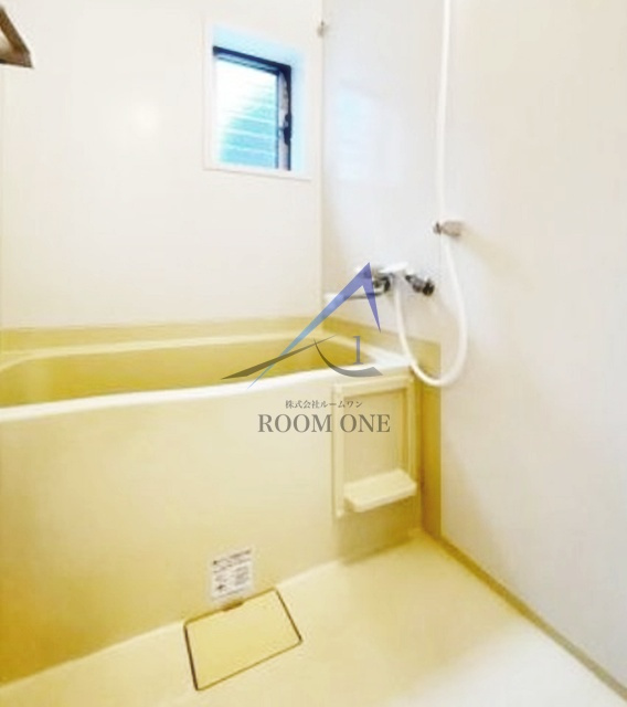 Ａｌｉｃｅ　ＢｅｒｒｙⅡの浴室|お風呂です。