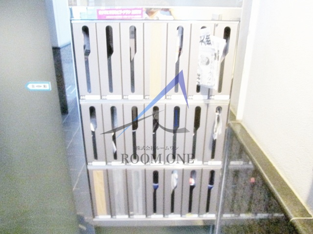 カルトゥーシュ芦花のその他共用部分|集合ポストです。