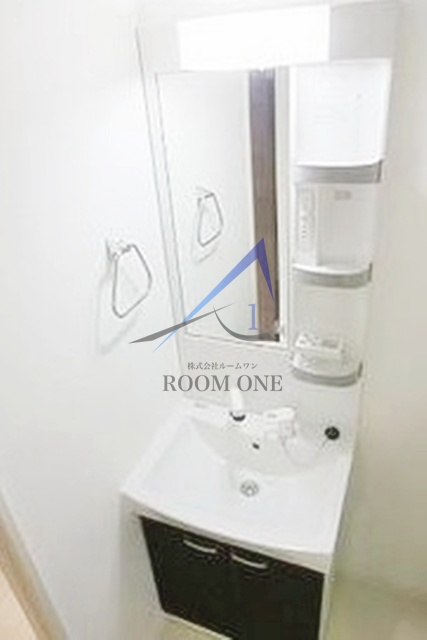 コンフリエ久が原の洗面所|独立洗面台です。