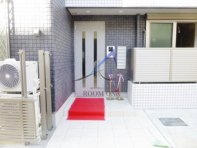 ポットマムのエントランス|エントランスです。