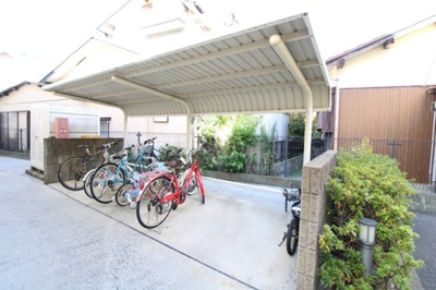 【その他共用部分】 | グランドハイツ B棟 | 駐輪場