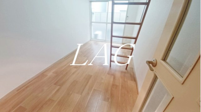 【居間・リビング】 | グリーンビラサショウ | 洋室のお部屋です。