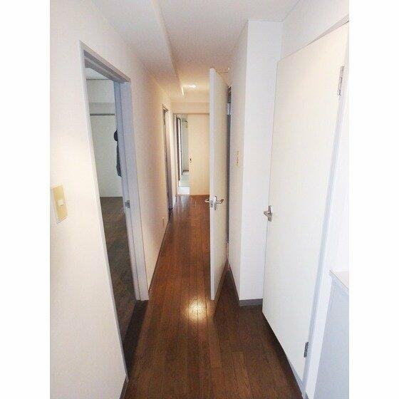 アローマ３５０の内装|部屋画像13