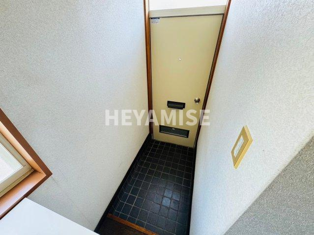 サンライズ・マリノの玄関