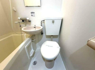 【トイレ】 | テン・メイツ | トイレです