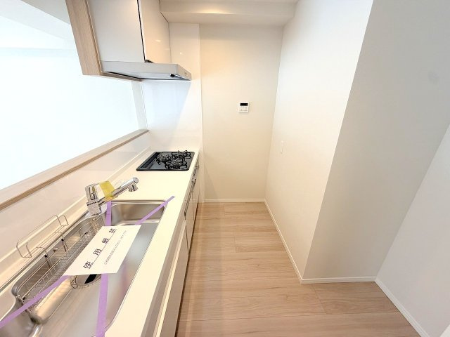 メゾンエクレーレ昭島  １階のキッチン