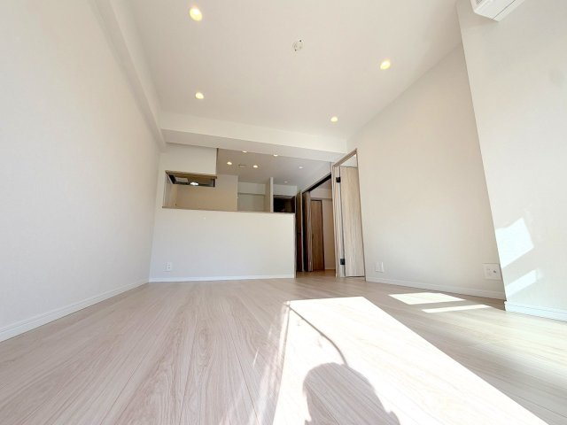 メゾンエクレーレ昭島  １階の居間・リビング