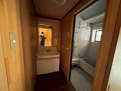 【独立洗面台】 | 多賀町大岡