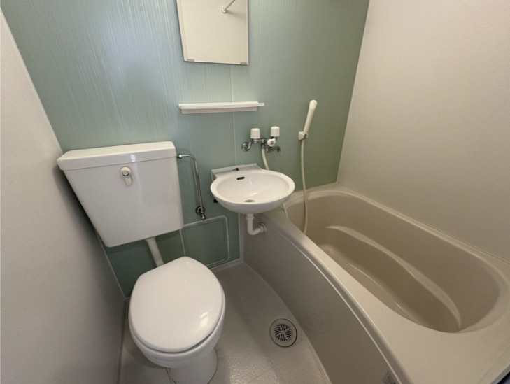 ソルナクレイシア浜田山の浴室