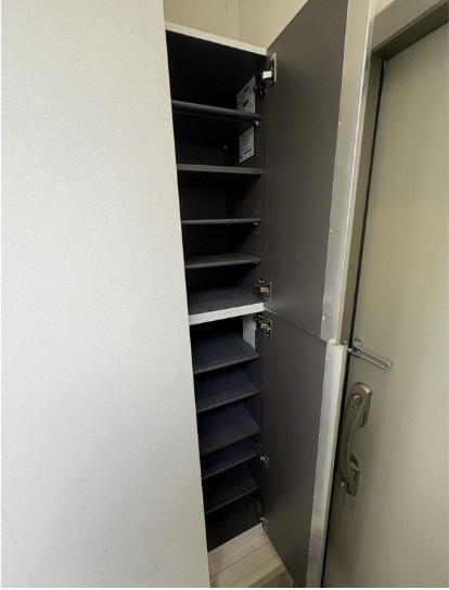 ソルナクレイシア浜田山の玄関