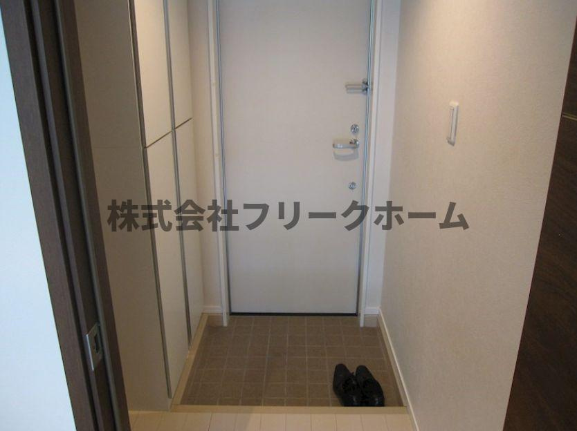 杉並区南荻窪３丁目のアパートの玄関