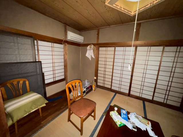 -三丁目不動産-　深谷市岡の和室