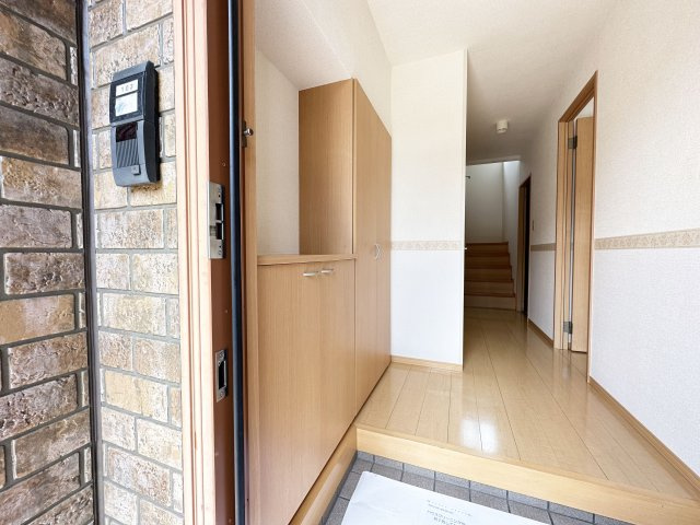 Ａｍｂｅｎｔｅ Ｂｕｅｎｏ C棟の玄関