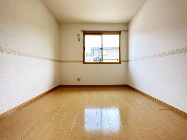 Ａｍｂｅｎｔｅ Ｂｕｅｎｏ C棟の洋室