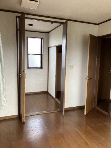 みどり市笠懸町鹿中古戸建の寝室