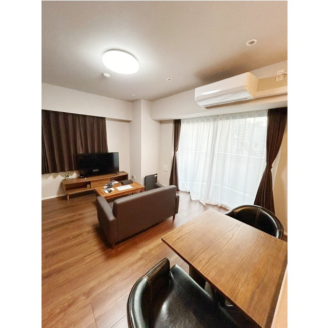 Log浅草橋の内装