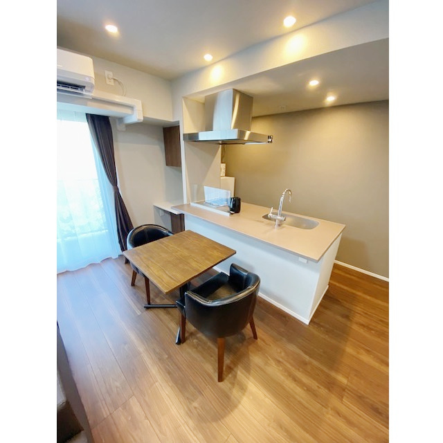 Log浅草橋の内装