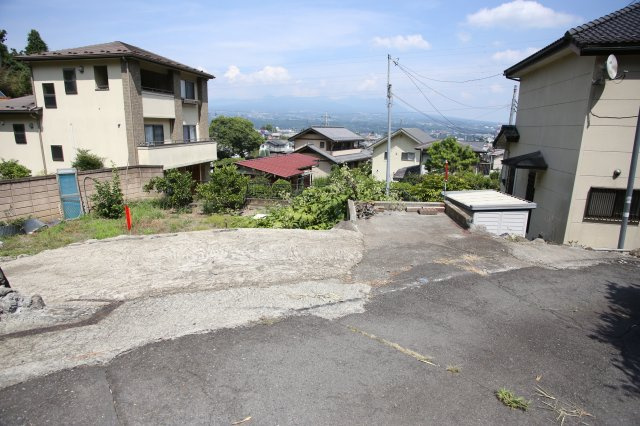 群馬県渋川市石原　売地の外観