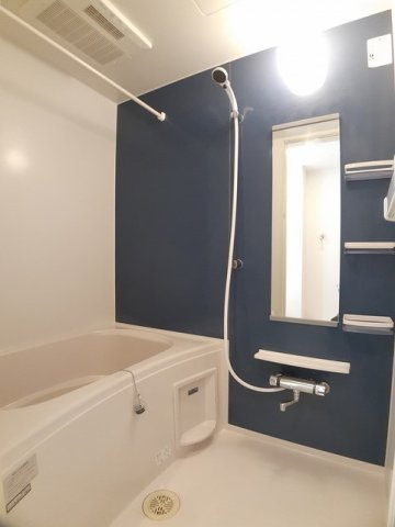 ラ・ロマネの浴室|日々の疲れを癒すお風呂付です