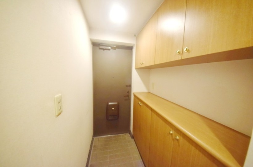 プリンス聖蹟桜ヶ丘の玄関