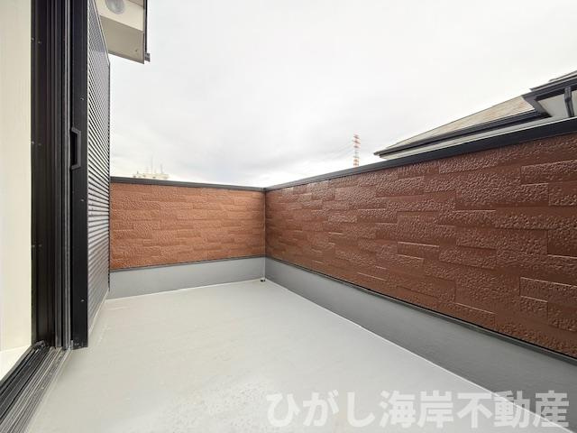平塚市田村５丁目　中古戸建のバルコニー|新規リフォーム完了！　バルコニー