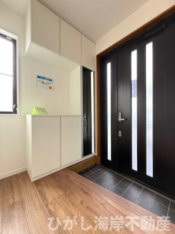 平塚市田村５丁目　中古戸建の玄関|新規リフォーム完了！　玄関