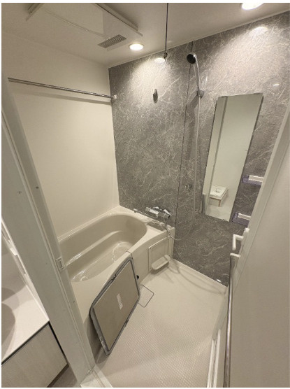 LEGALAND幡ヶ谷Southの浴室