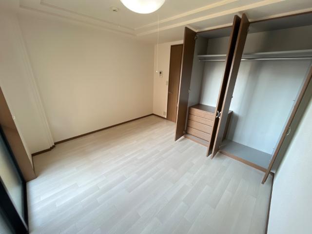 ピアチェーレの内装|洋室