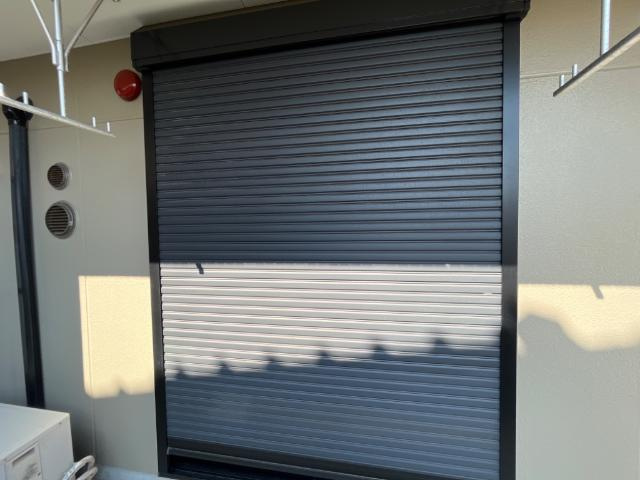 パロ・アルトＢのバルコニー|シャッター雨戸