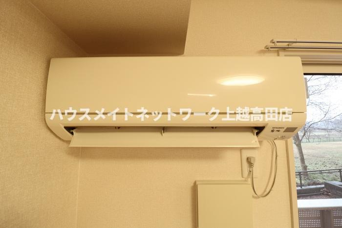 ソルフェージュの設備|エアコン（参考106室内写真・現況優先）