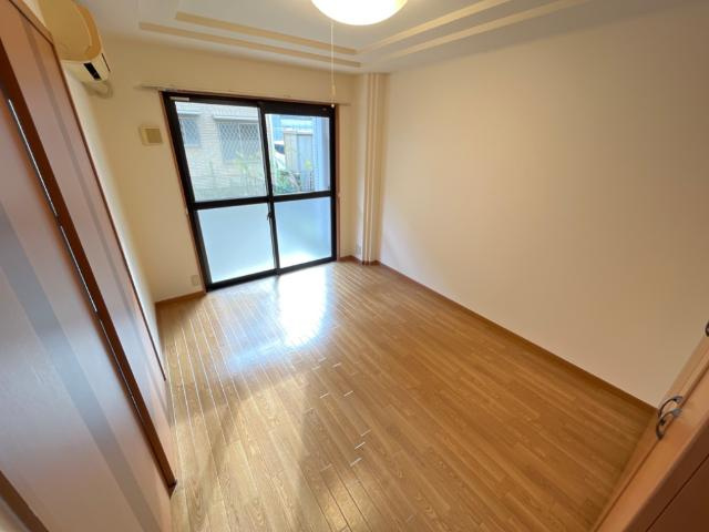 コムス・エルアールの内装|室内