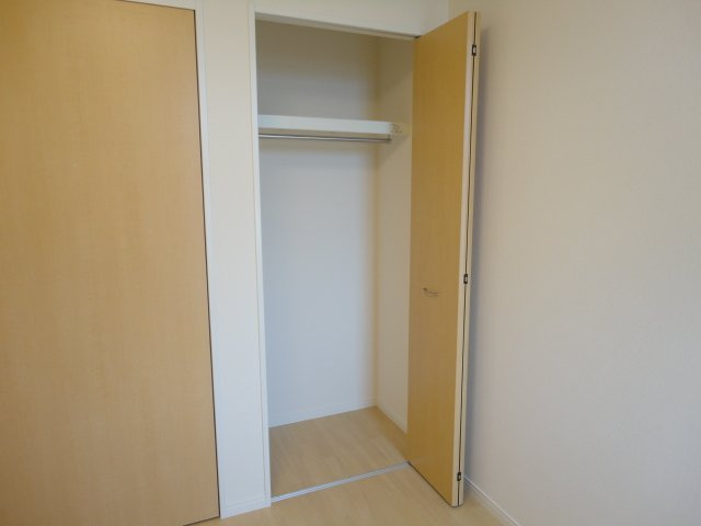 プティクール湊の収納|クローゼット