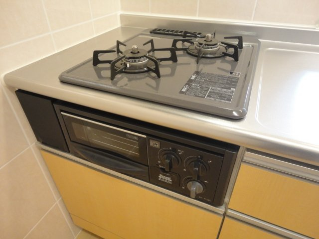 プティクール湊のキッチン|ガスコンロ