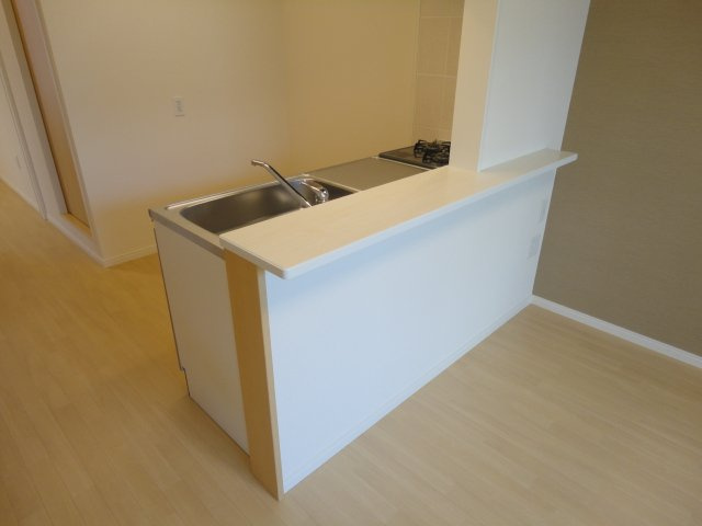 プティクール湊のキッチン|カウンターキッチン