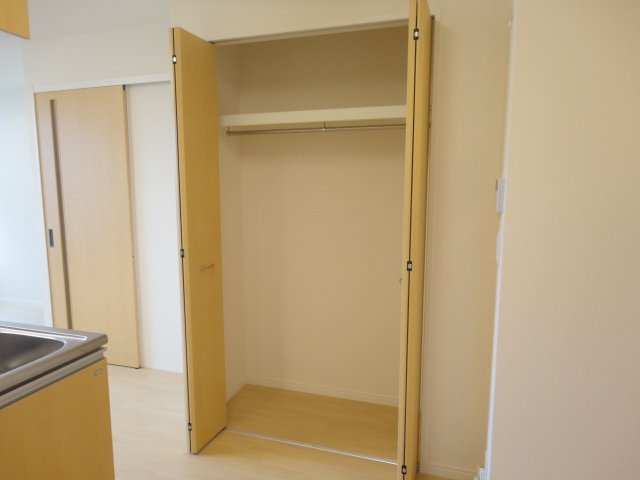 プティクール湊の収納|クローゼット