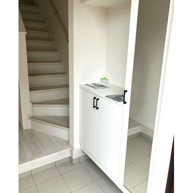 上益城郡益城町大字広崎の一戸建ての玄関