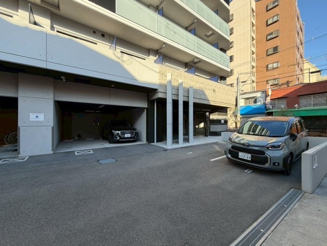 S-RESIDENCE大阪九条Northの駐車場