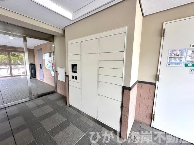 ライオンズマンション湘南辻堂第2の設備|宅配ボックス