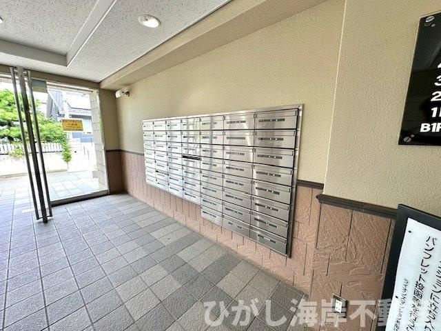 ライオンズマンション湘南辻堂第2の設備|郵便受け