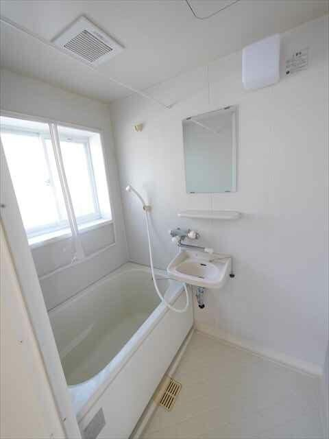 めぐみ荘の浴室