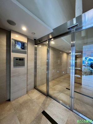 【エントランス】 | エスリード心斎橋LUXUE