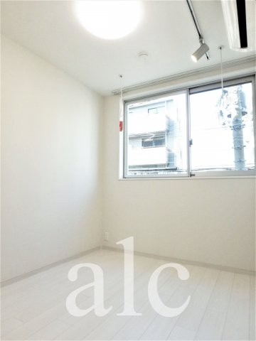 Ludens高円寺【ルーデンス高円寺】の居間・リビング|ホワイトフローリングです♪