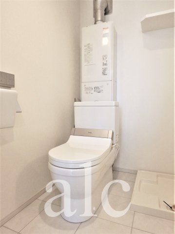 Ludens高円寺【ルーデンス高円寺】のトイレ|落ち着いた色調のトイレです