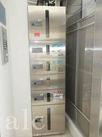 桐栄グランデの設備|宅配BOX