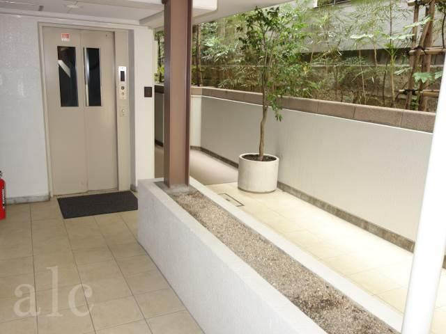 桐栄グランデのその他共用部分|エレベータ