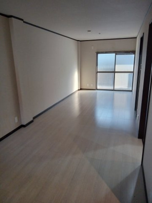 【居間・リビング】 | 西田マンション