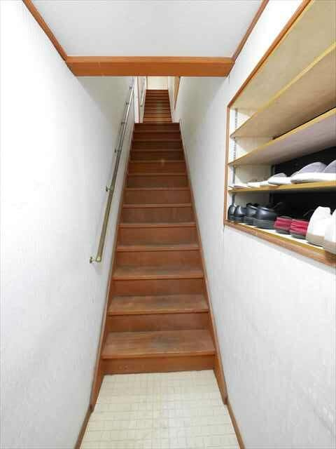 睦町ビルのバルコニー