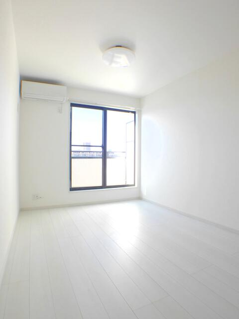 セントラルコート松戸の寝室