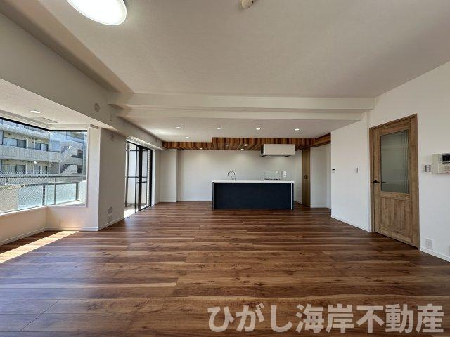 藤和江ノ島ホームステージⅡの居間・リビング|新規リフォーム完了！　25帖　LDK