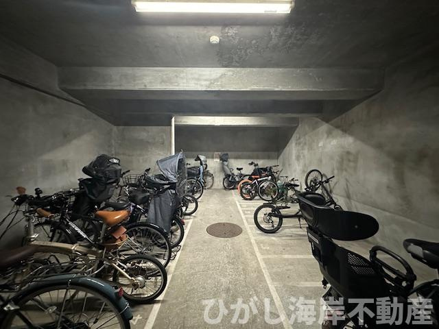 藤和江ノ島ホームステージⅡの駐輪場|敷地内駐輪場